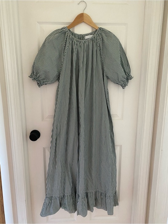 LAKE Dresses & Skirts - LAKE Striped Green Puff-Sleeve dress